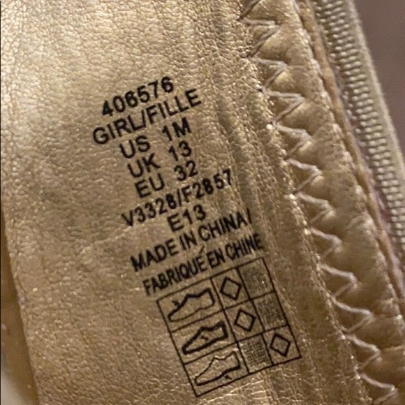 Girls Flats - Picture 2 of 6